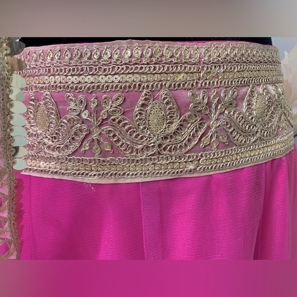 Brand New Lengha, Blouse, dupatta! Vibrant colors! - Picture 5 of 5